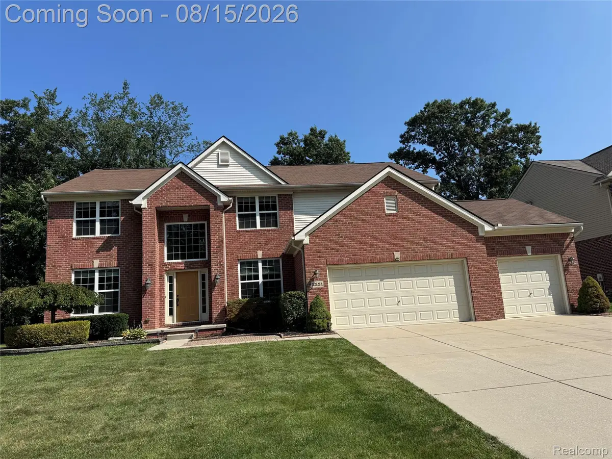 2221 Mayflower, Troy, MI 48085 - #1