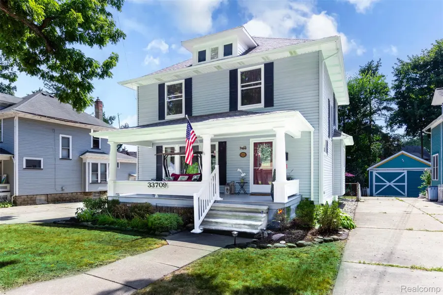 33709 Grand River Avenue, Farmington, MI 48335 - #2