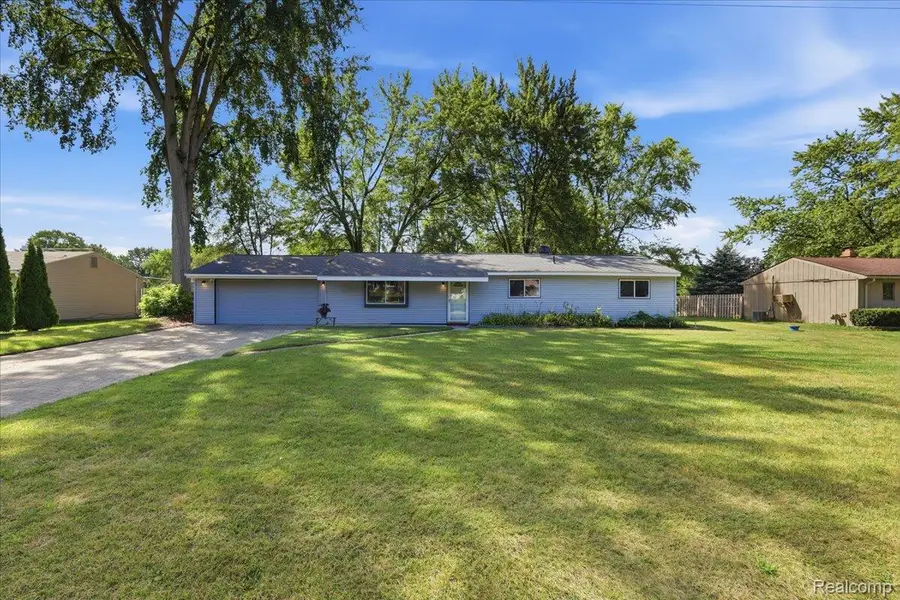 4845 Pelton Road, Clarkston, MI 48346 - #2
