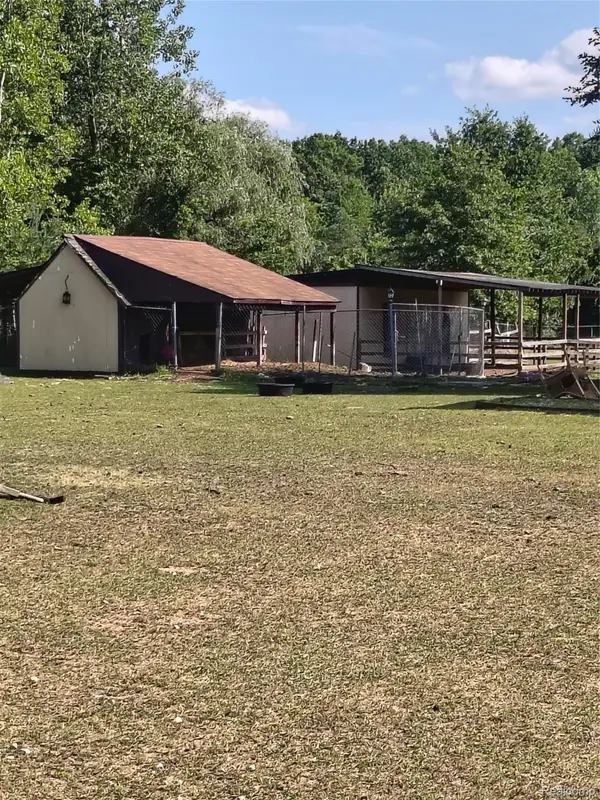 43145 Willis Road, Belleville, MI 48111