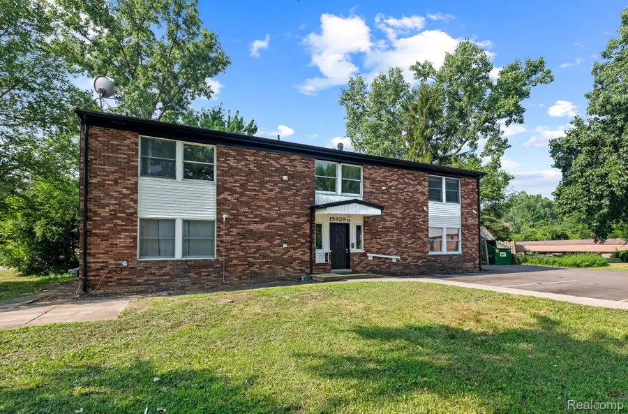 15925 W 11 Mile Road, Southfield, MI 48076 - #2