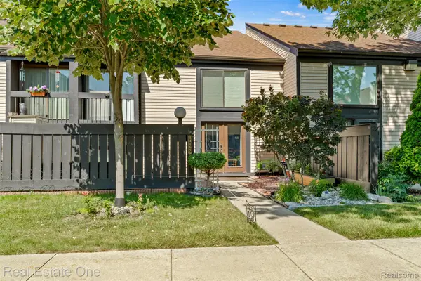 14165 Jackson Street #91, Taylor, MI 48180