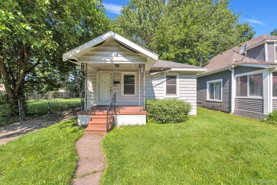 5720 Huron Street, Dearborn Heights, MI 48125 - #2