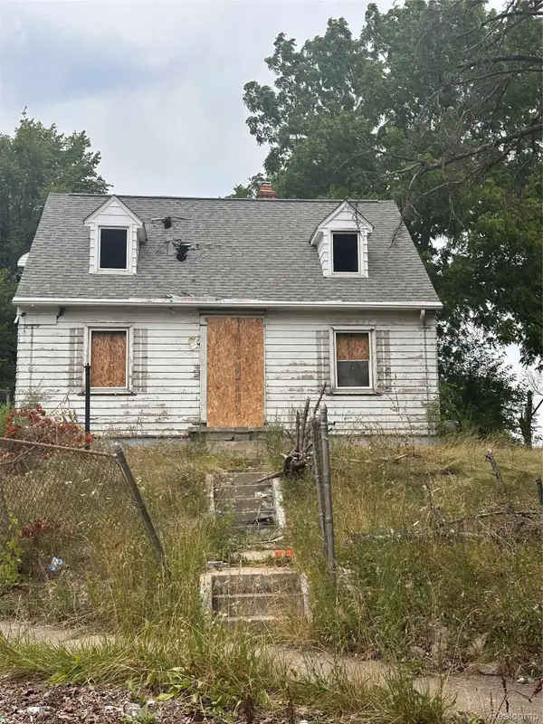 437 E Dartmouth Street, Flint, MI 48505