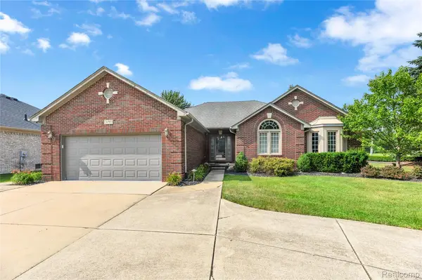 21797 Sabrina Drive, Macomb, MI 48044