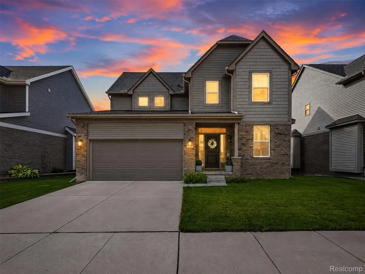 47523 Viola Lane, Chesterfield, MI 48047 - #1