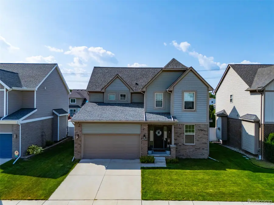 47523 Viola Lane, Chesterfield, MI 48047 - #3