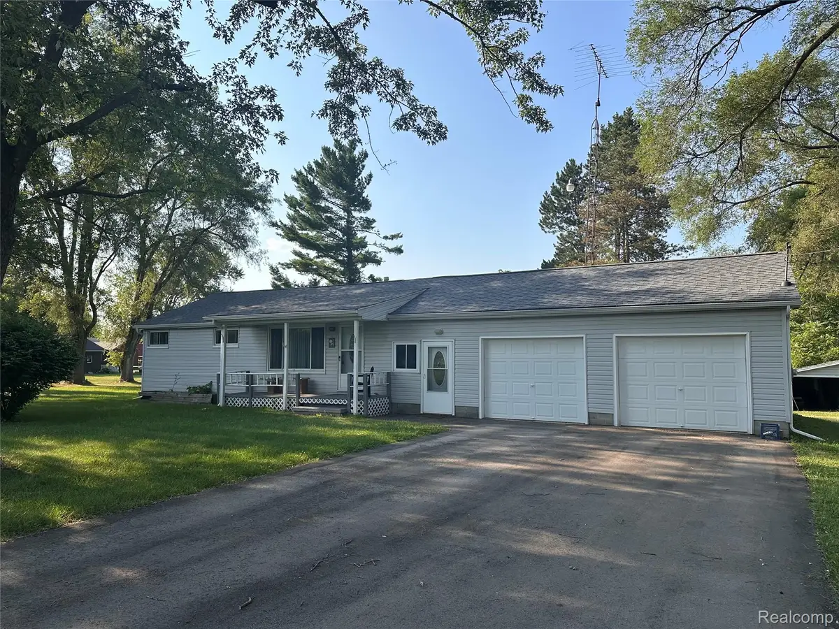 8059 E Mount Morris Road, Otisville, MI 48463 - #1