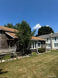 129 S Church Street Se, Caledonia, MI 49316 - #3