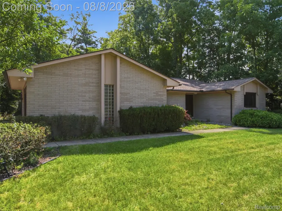 4899 Wye Oak Road, Bloomfield, MI 48301 - #2
