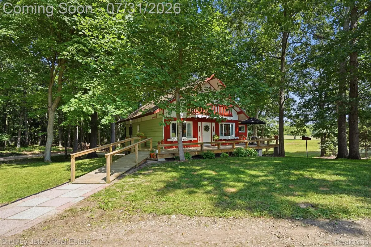 10011 Fieldcrest Drive, Brighton, MI 48116 - #1