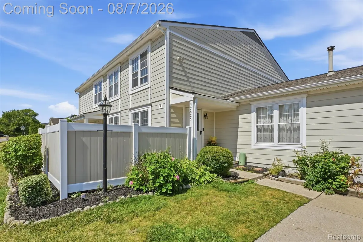 39625 Village Wood Lane, Novi, MI 48375 - #1
