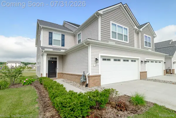 305 Angus Lane, Saline, MI 48176