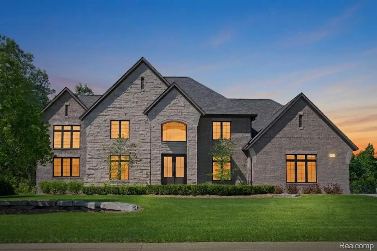 3836 Coachwood Lane, Rochester Hills, MI 48309 - #1