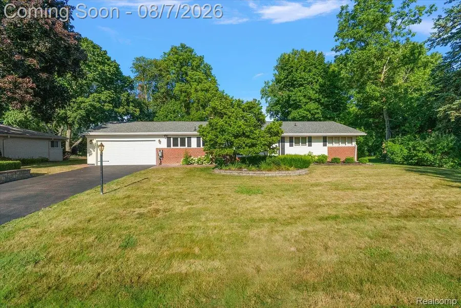 7175 N Tratham Court, West Bloomfield, MI 48322 - #2