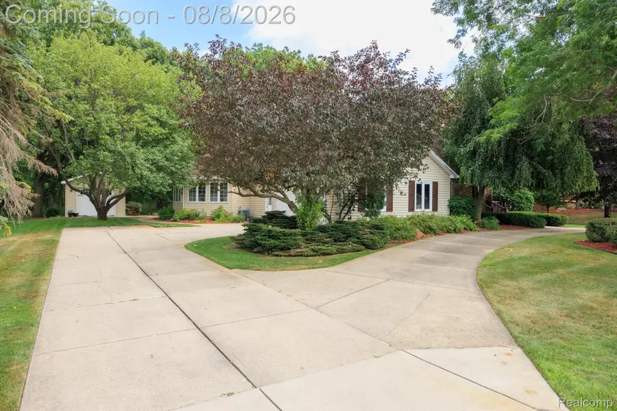 9705 Burning Tree Drive, Grand Blanc, MI 48439 - #3