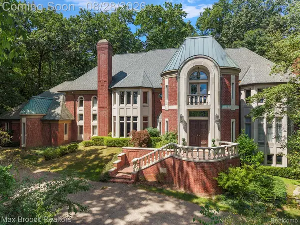 5322 Abbey Road, Rochester, MI 48306