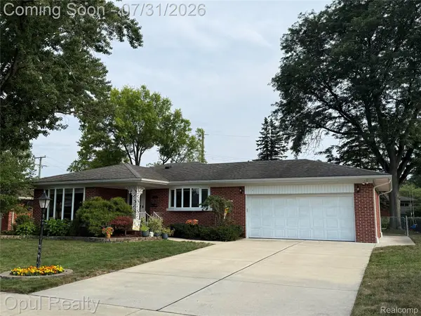 33647 Grove Street, Livonia, MI 48154