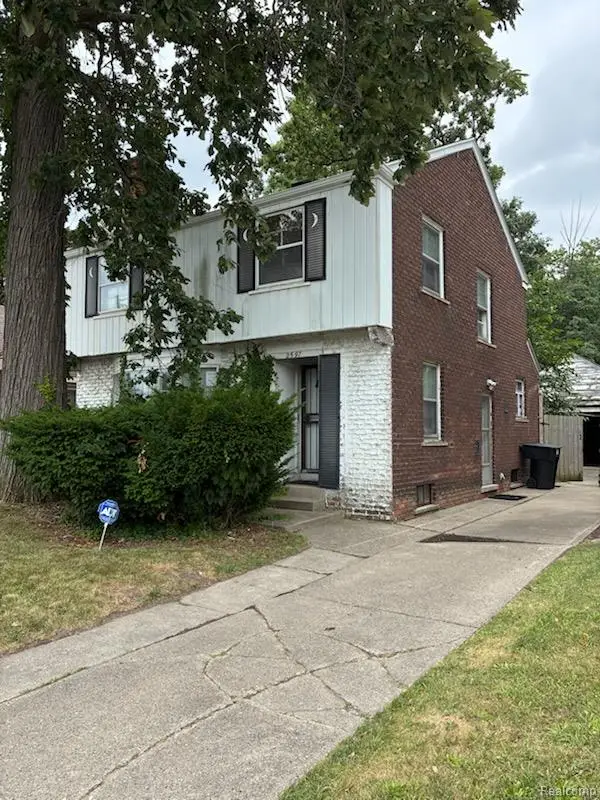 2597 W 8 Mile Road, Detroit, MI 48221