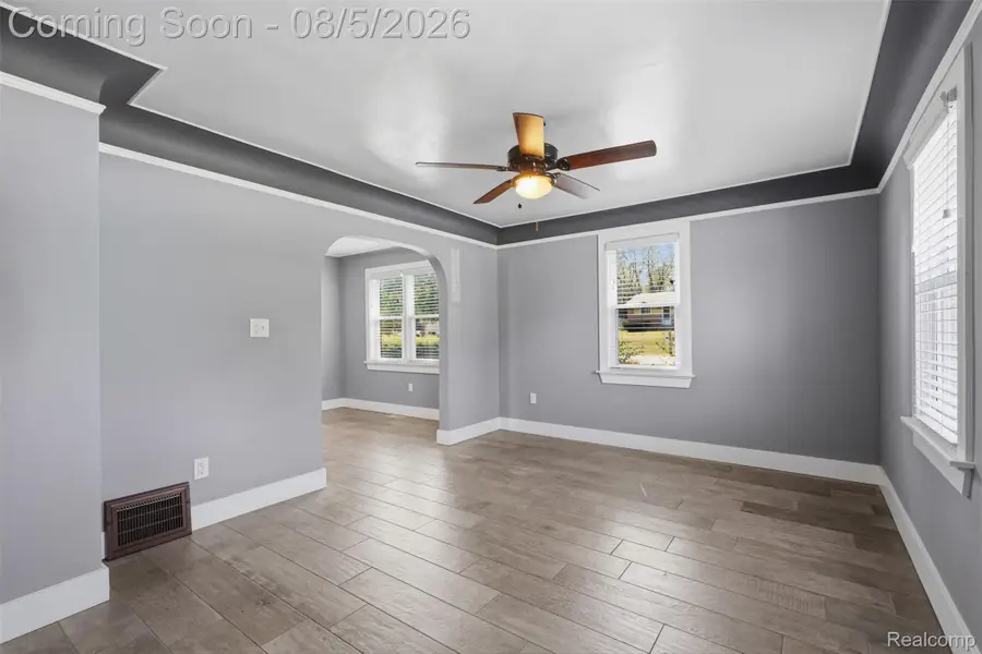8250 Speedway Drive, Utica, MI 48317 - #3