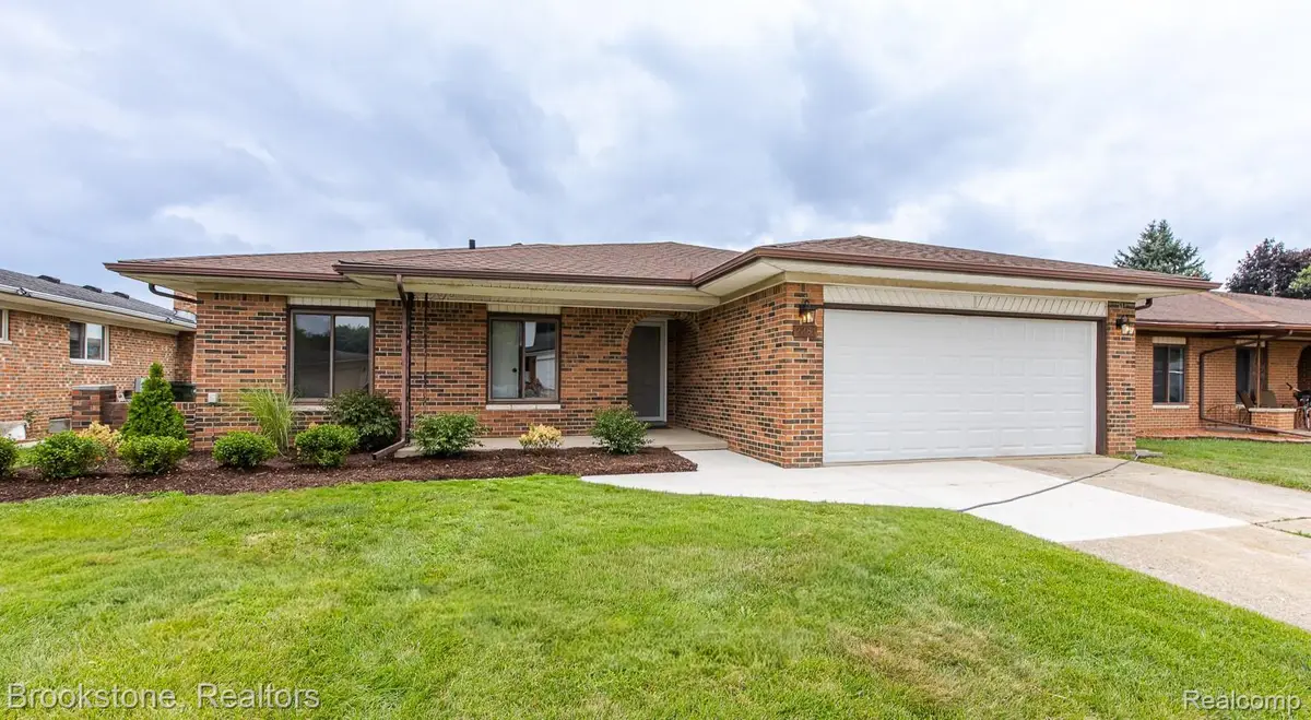 2281 Mellowood Drive, Sterling Heights, MI 48310 - #1
