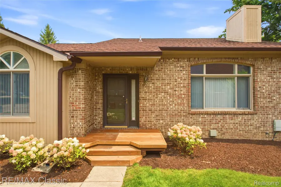 7413 Tall Timbers #178, West Bloomfield, MI 48322 - #3