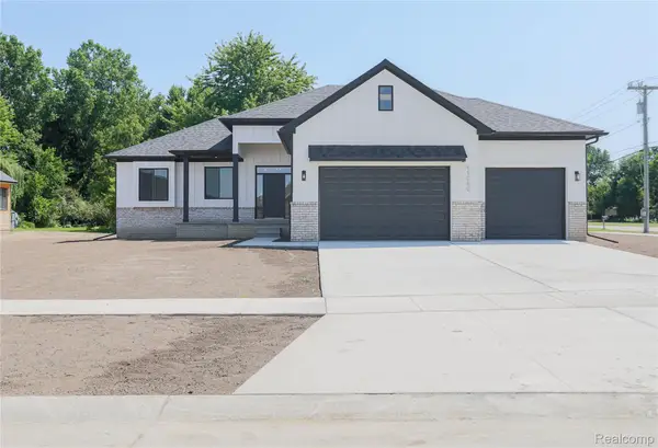 55050 Englewood Drive, Macomb, MI 48042