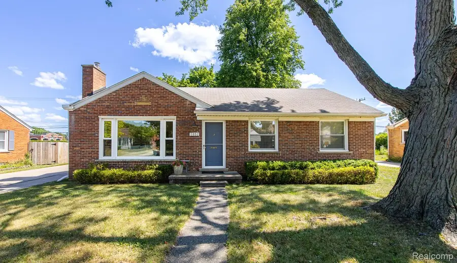 3852 Ravena Avenue, Royal Oak, MI 48073 - #2