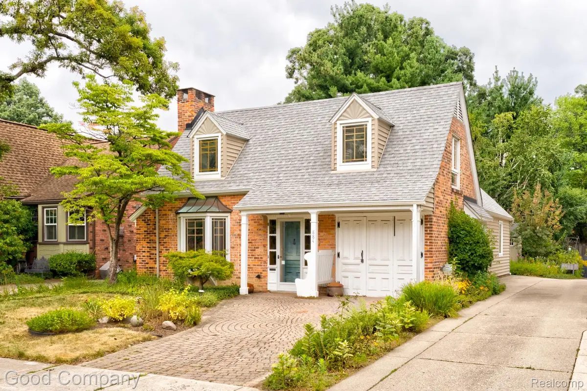 884 W Oakridge Street, Ferndale, MI 48220 - #1