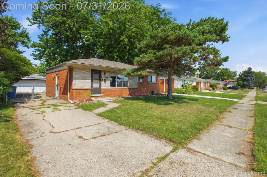 25031 Palomino Avenue, Warren, MI 48089 - #3