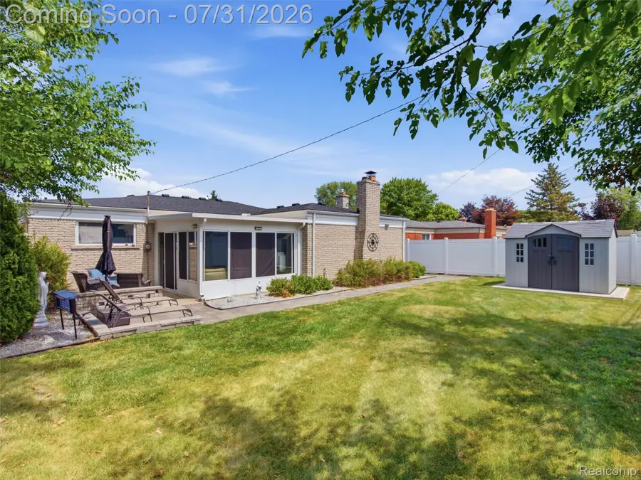 33367 Elgin Court, Sterling Heights, MI 48310 - #3