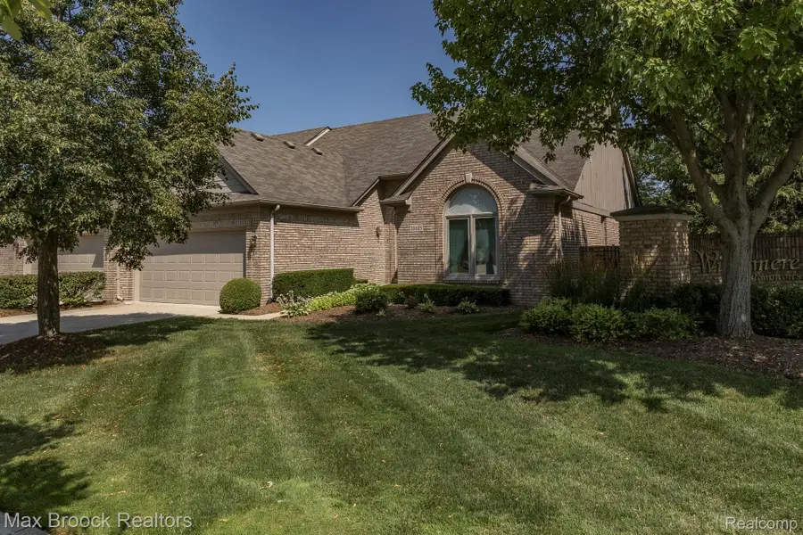 20685 Hillsboro Drive, Macomb, MI 48044 - #3