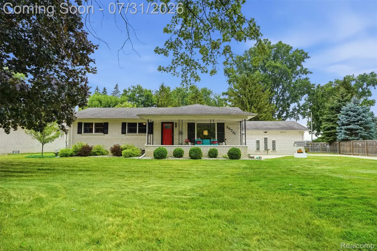 35711 Campistrano Drive, Clinton Township, MI 48035 - #1