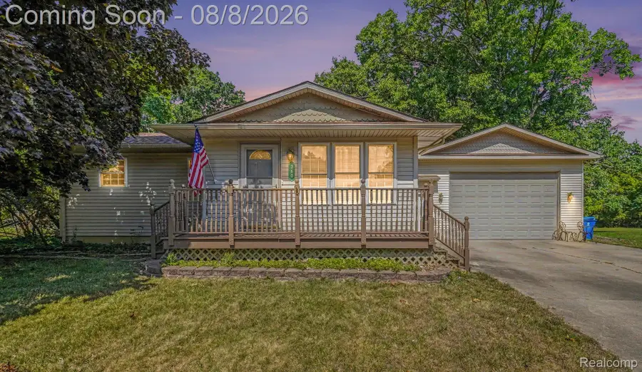 360 Park Lane, Linden, MI 48451 - #2