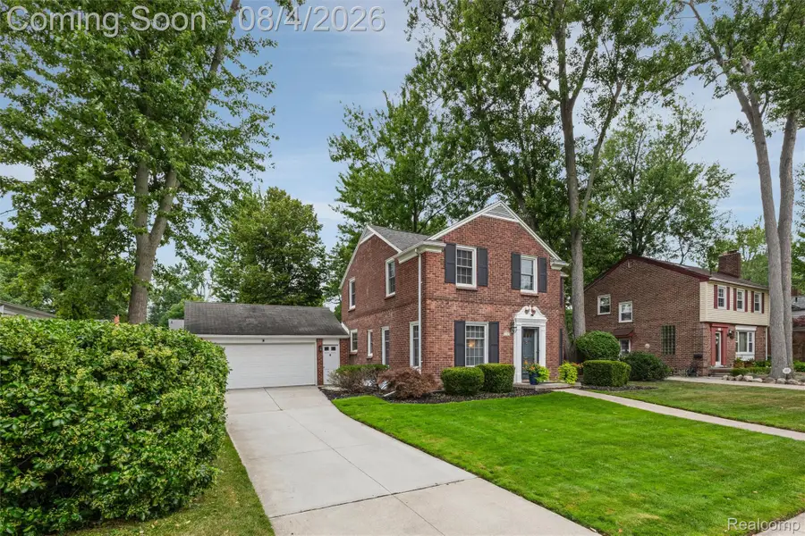 1729 Broadstone Road, Grosse Pointe Woods, MI 48236 - #3