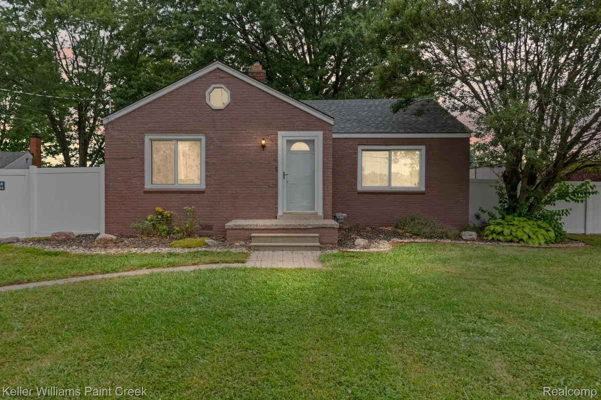 34835 Koch Avenue, Sterling Heights, MI 48310 - #1