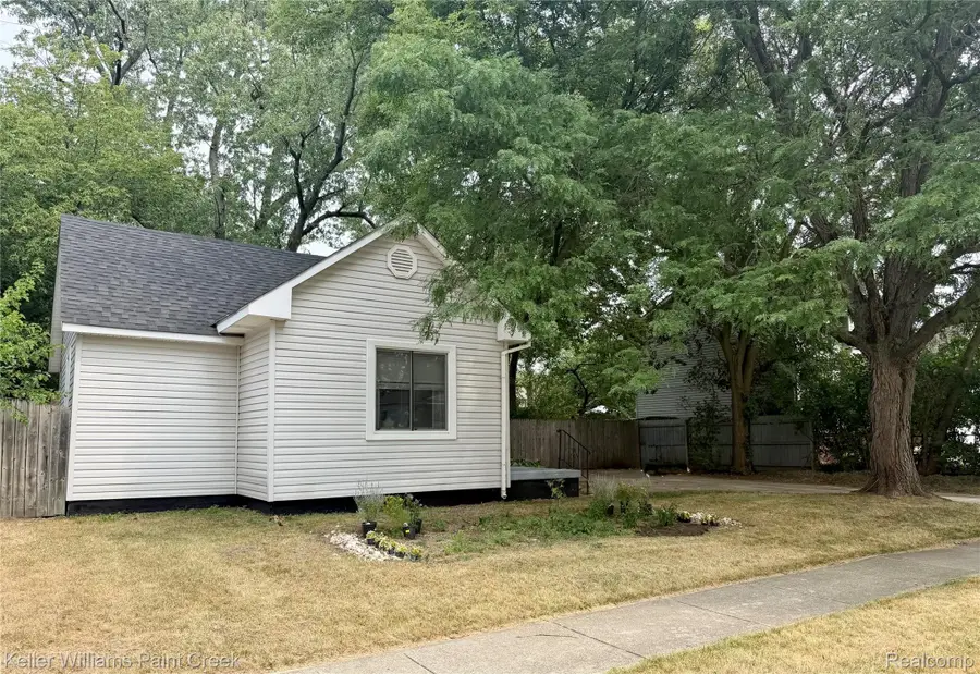 21628 Colgate Street, Farmington, MI 48336 - #3