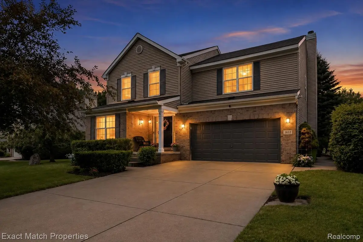 1633 Four Seasons Drive, Howell, MI 48843 - #1