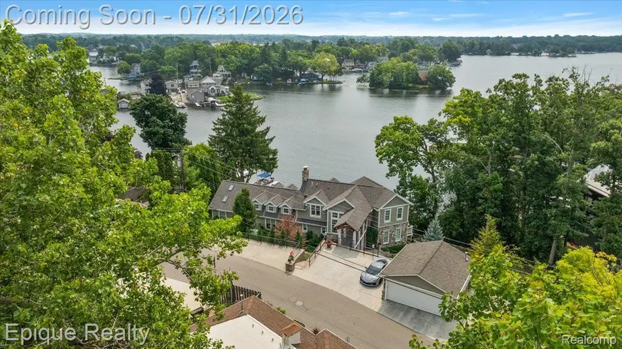 791 Central Drive, Lake Orion, MI 48362 - #3