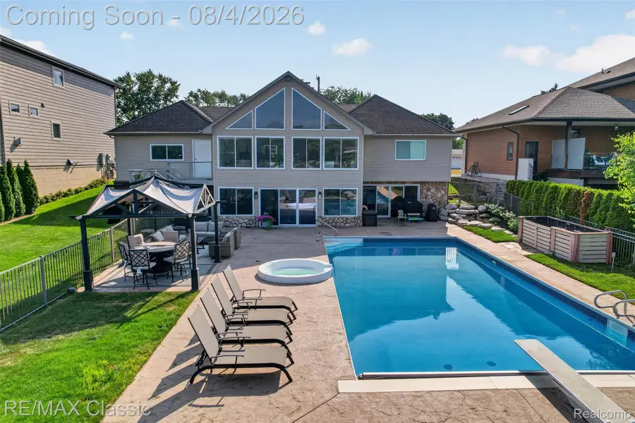 372 Wolverine Drive, Wolverine Lake, MI 48390 - #2