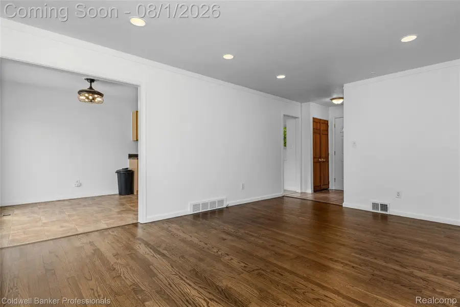 15240 Grovedale Street, Roseville, MI 48066 - #3