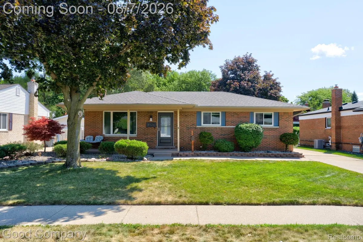 8926 Independence Drive, Sterling Heights, MI 48313 - #1