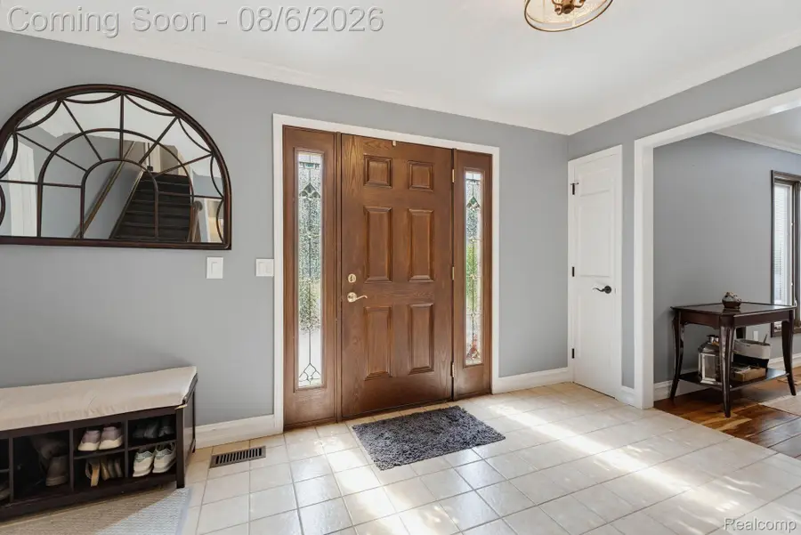 25352 Witherspoon Street, Farmington, MI 48335 - #3