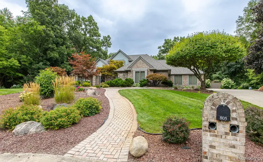 805 Maple Road, Ortonville, MI 48462 - #2