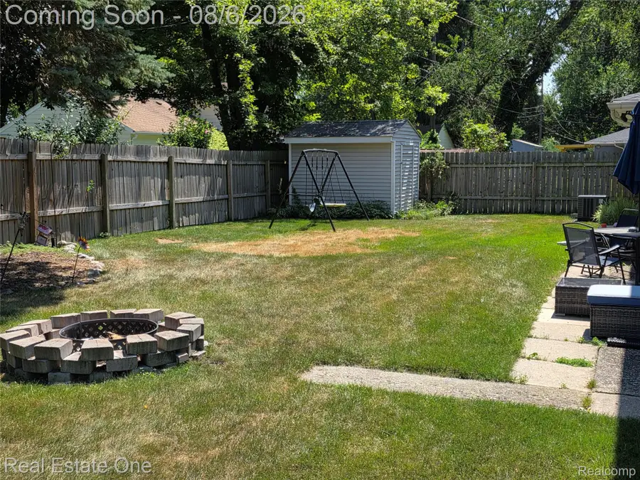 3239 Fox Boulevard, Commerce Township, MI 48382 - #2