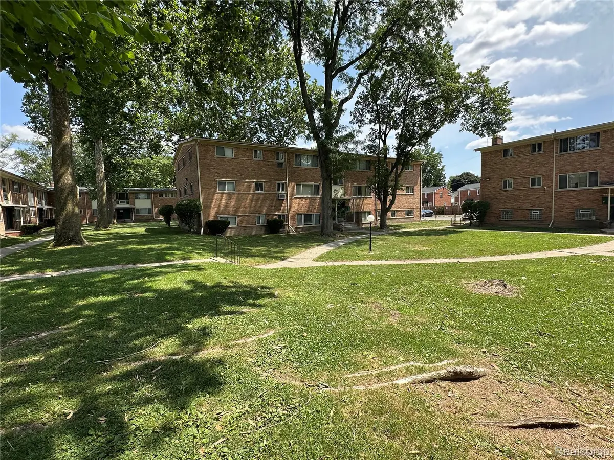 17274 Bentler Street, Detroit, MI 48219 - #1