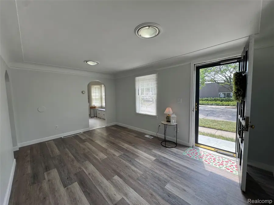 2452 Earlmont, Berkley, MI 48072 - #3