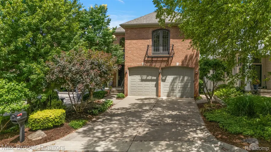5348 Sunnycrest Drive, West Bloomfield, MI 48323 - #3
