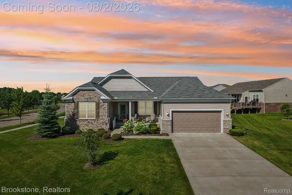 9350 Pebble Beach Lane, GrandBlanc, MI 48439