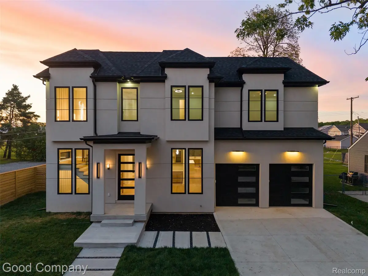 1228 W Windemere Avenue, Royal Oak, MI 48073 - #1